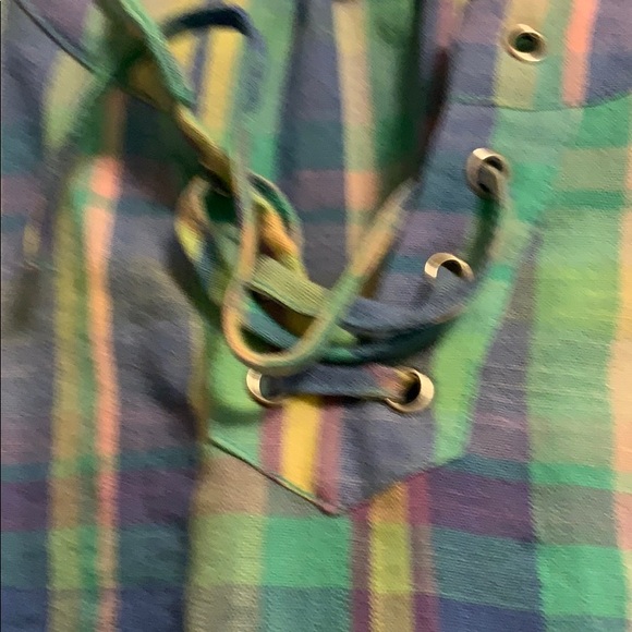 Top - Picture 3 of 4